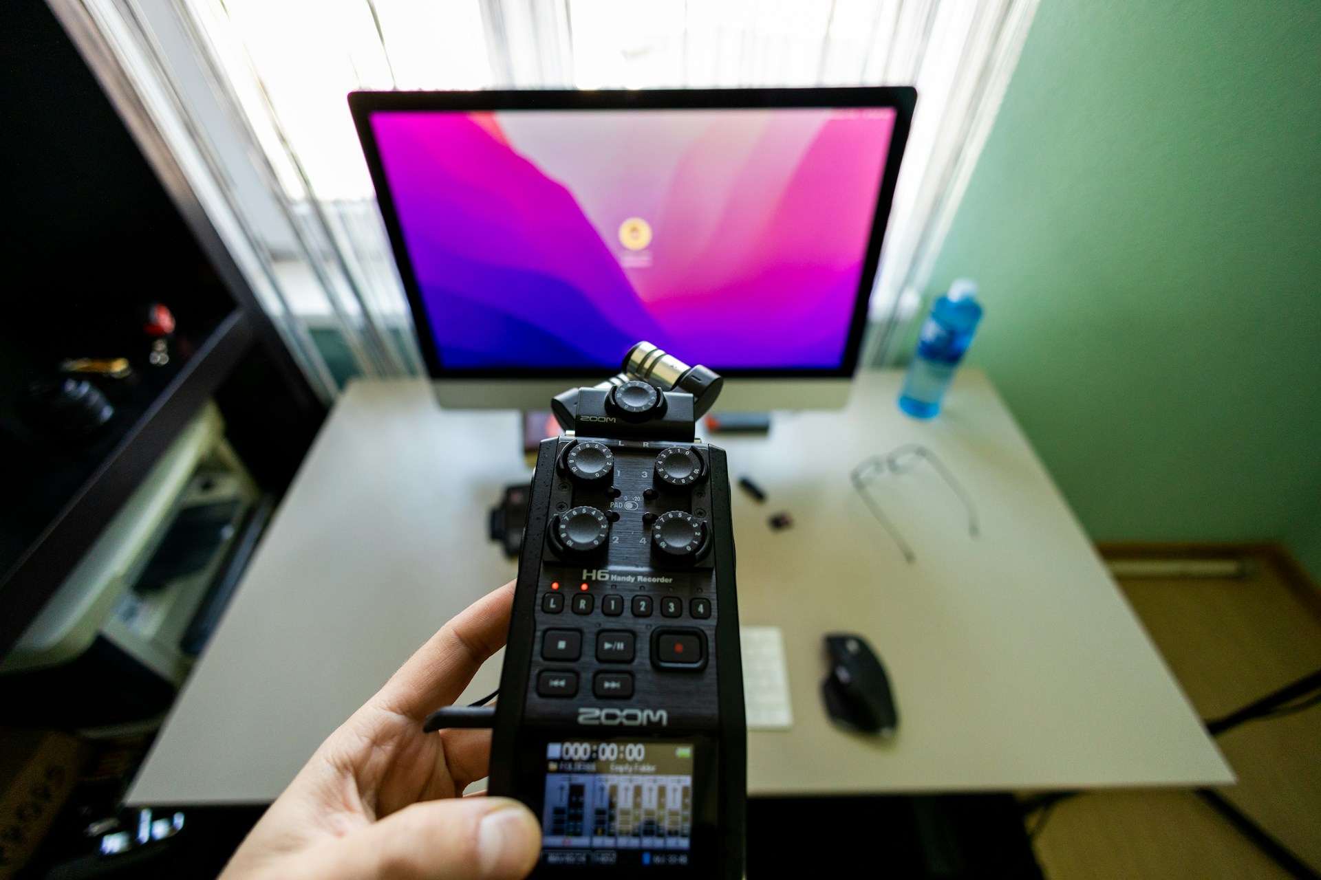 Does a hard disk come with CCTV cameras? Learn from a CCTV expert about bundled storage options, choosing the right HDD for reliable recording, and what to expect when buying a system.